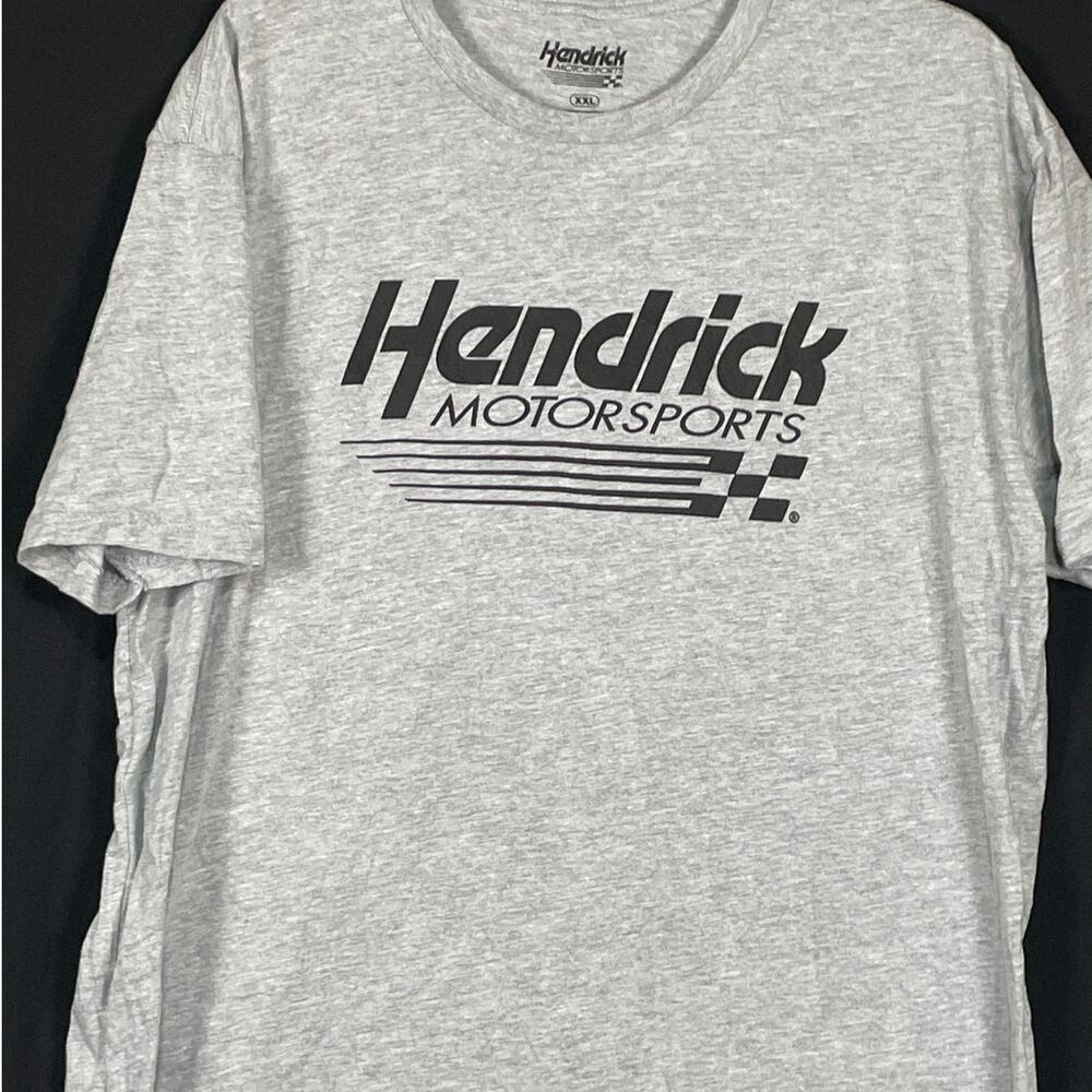 Hendrick Motorsports men's graphic t shirt   XXL size